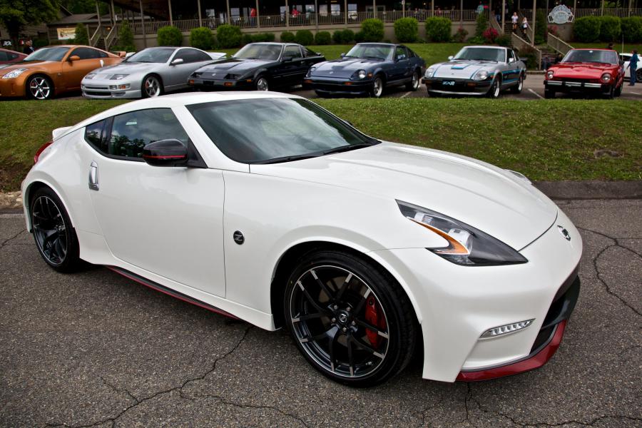  Nissan 370Z Nismo 2015 года  (US) (фото 8 из 62)